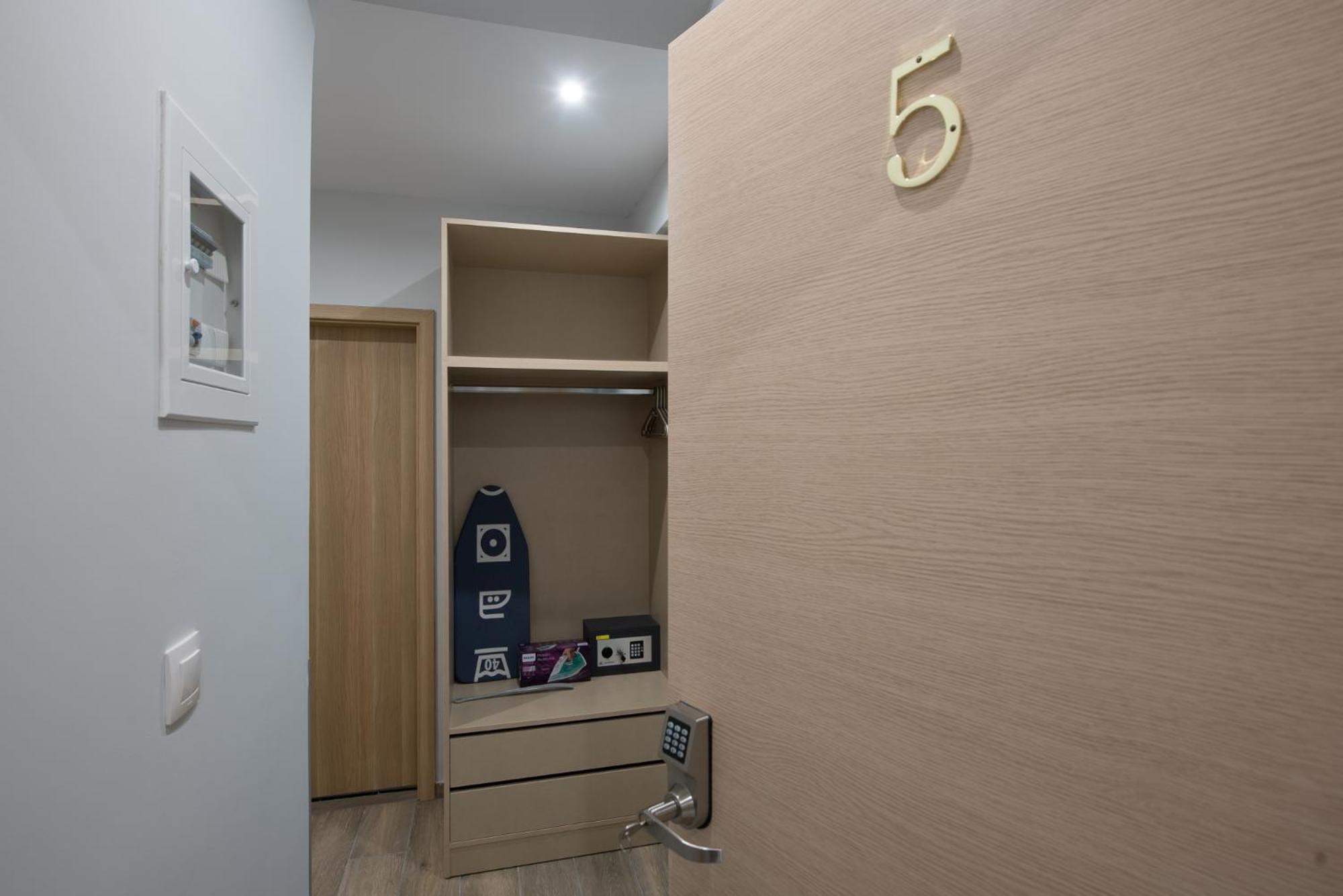 Rob Venture Suites At The Central Of Athens City 外观 照片